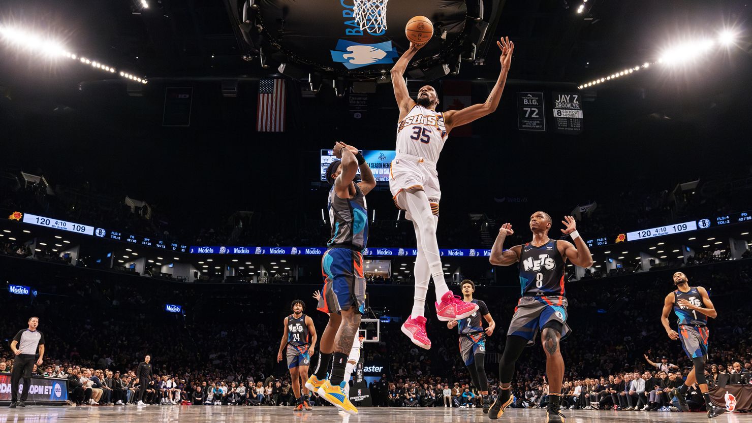 詹姆斯三节战罢得6分，距离连续1298场得分上双还差4分